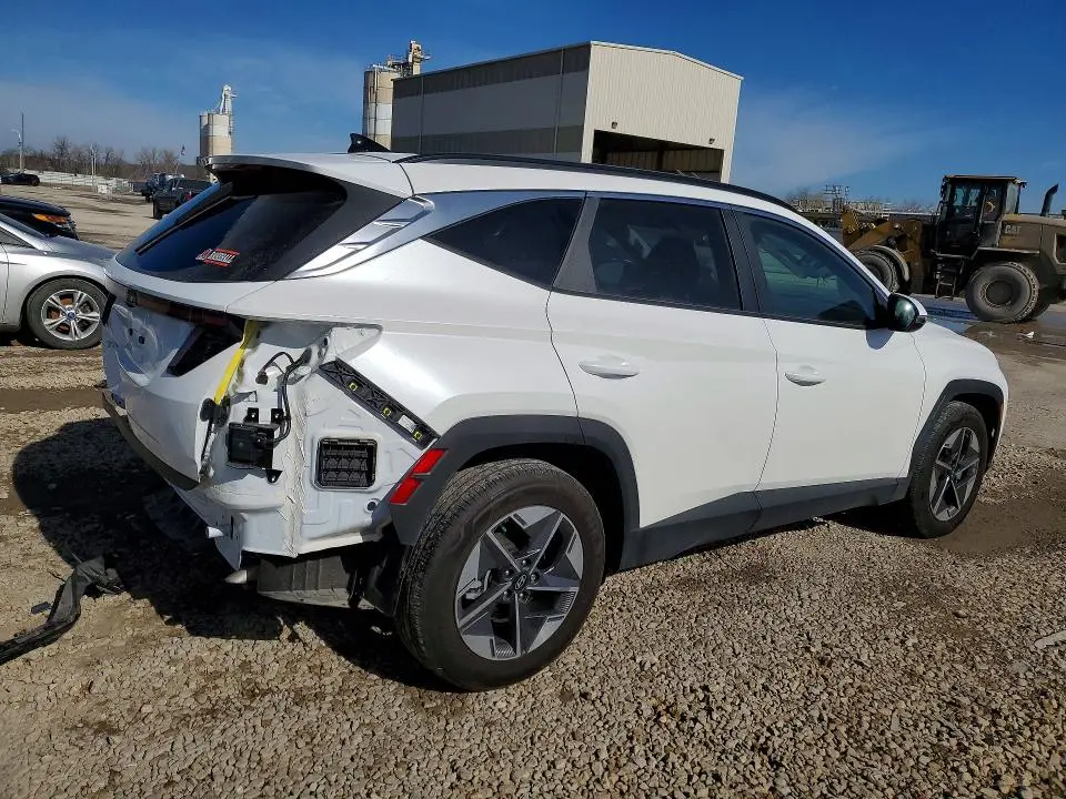 2025 HYUNDAI TUCSON SEL  