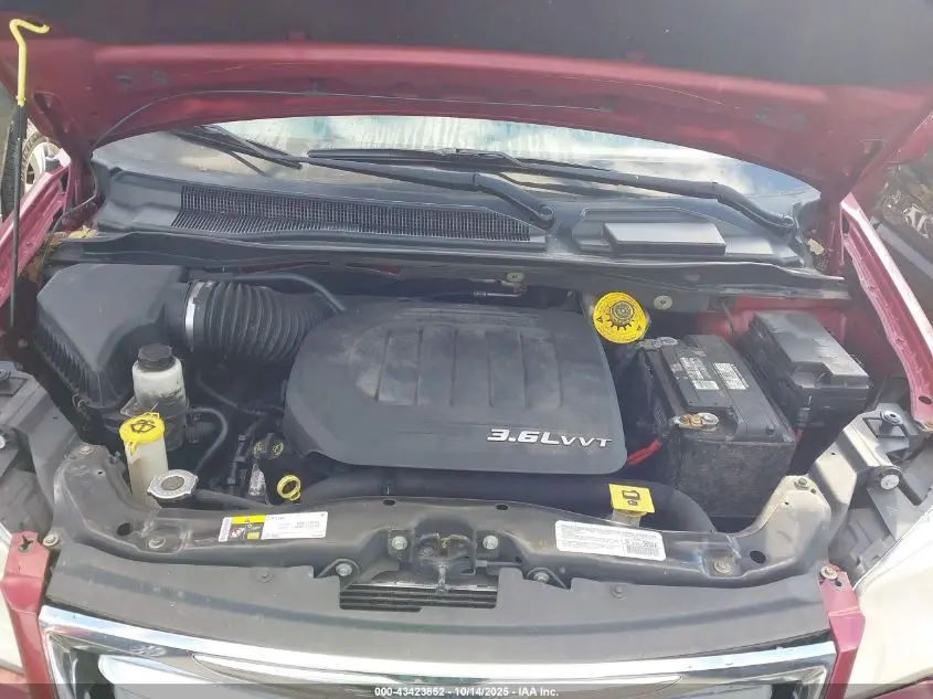 2014 CHRYSLER TOWN & COUNTRY TOURING