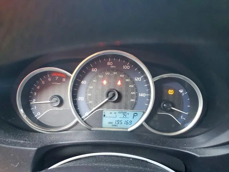 2015 TOYOTA COROLLA LE  