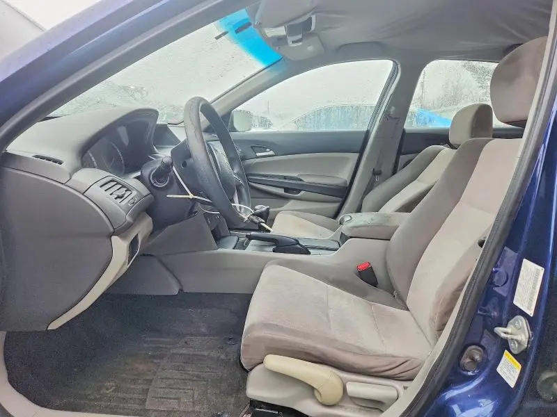 2010 HONDA ACCORD LX  