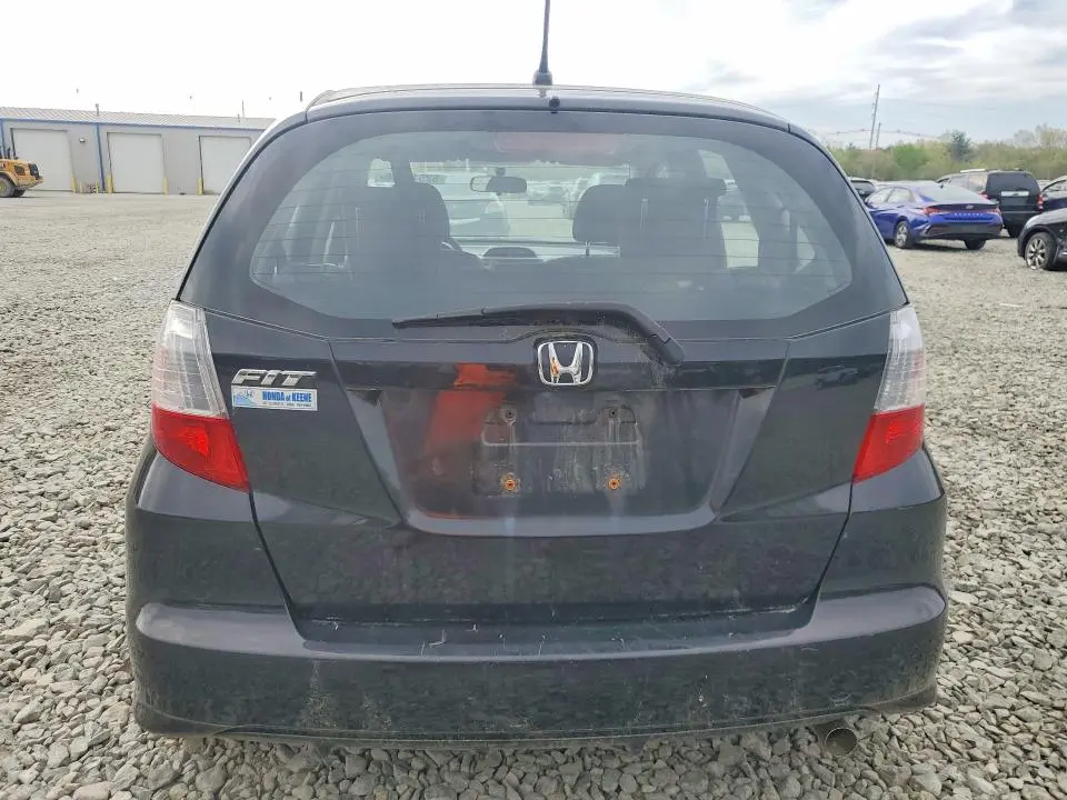 2013 HONDA FIT   