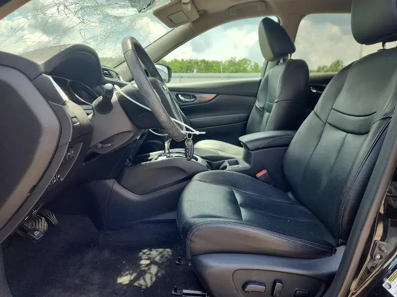 2016 NISSAN ROGUE SL  