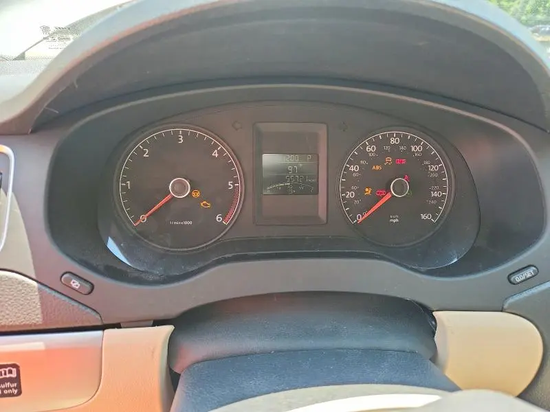 2011 VOLKSWAGEN JETTA TDI  