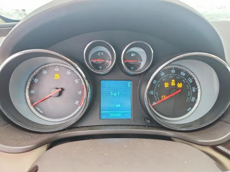 2011 BUICK REGAL CXL  