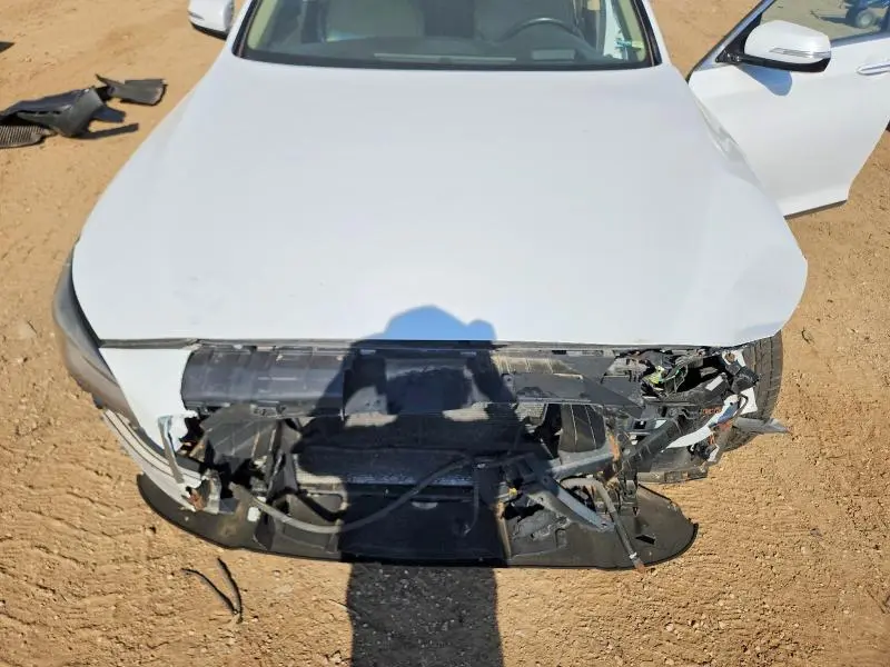 2016 HYUNDAI GENESIS 3.8L  
