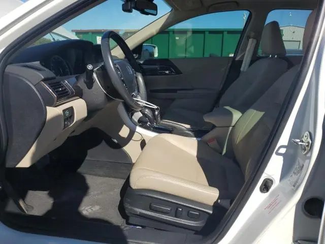 2017 HONDA ACCORD TOURING  