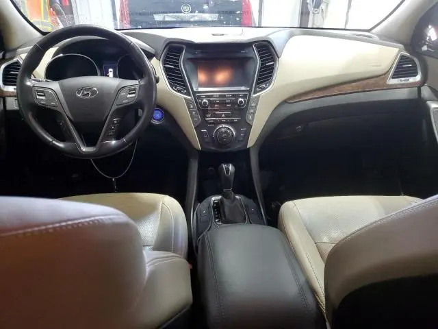 2017 HYUNDAI SANTA FE SE  