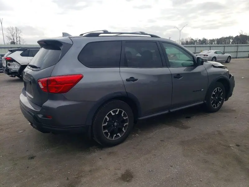 2020 NISSAN PATHFINDER SL  