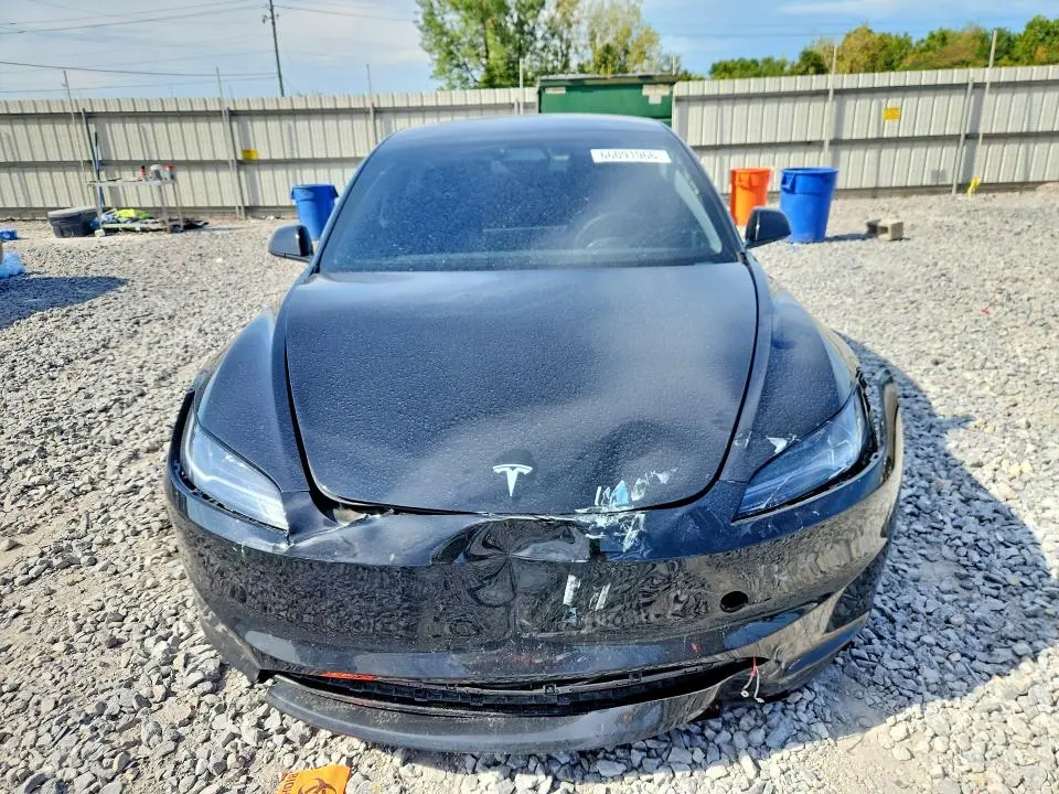 2025 TESLA MODEL 3   