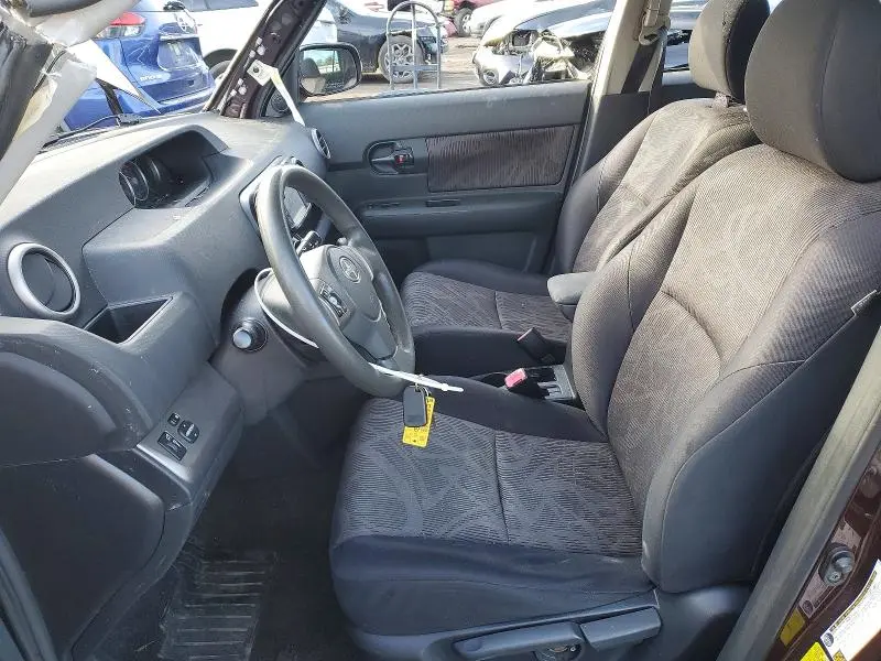 2013 SCION XB BASE  