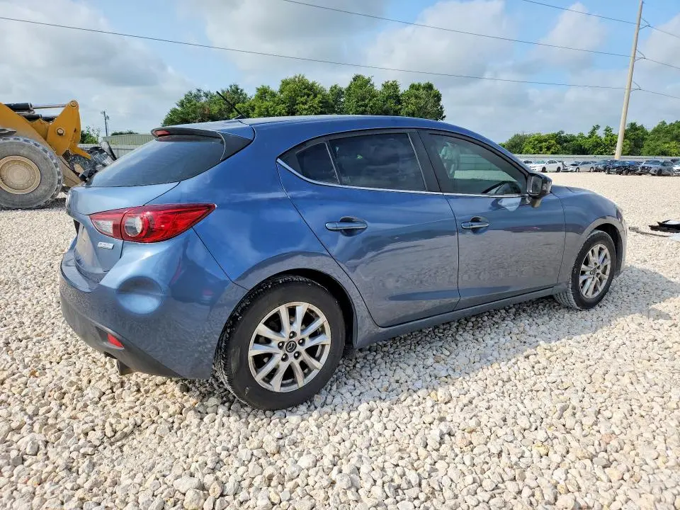 2015 MAZDA 3 TOURING  