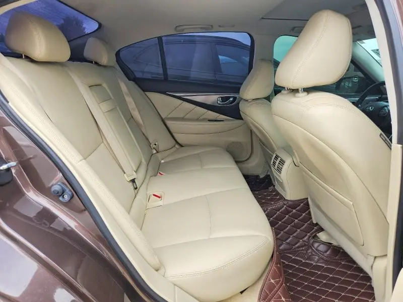 2015 INFINITI Q50 PREMIUM  