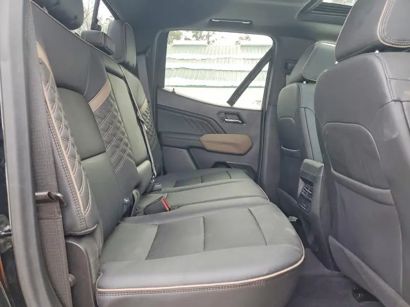 2024 GMC CANYON DENALI  