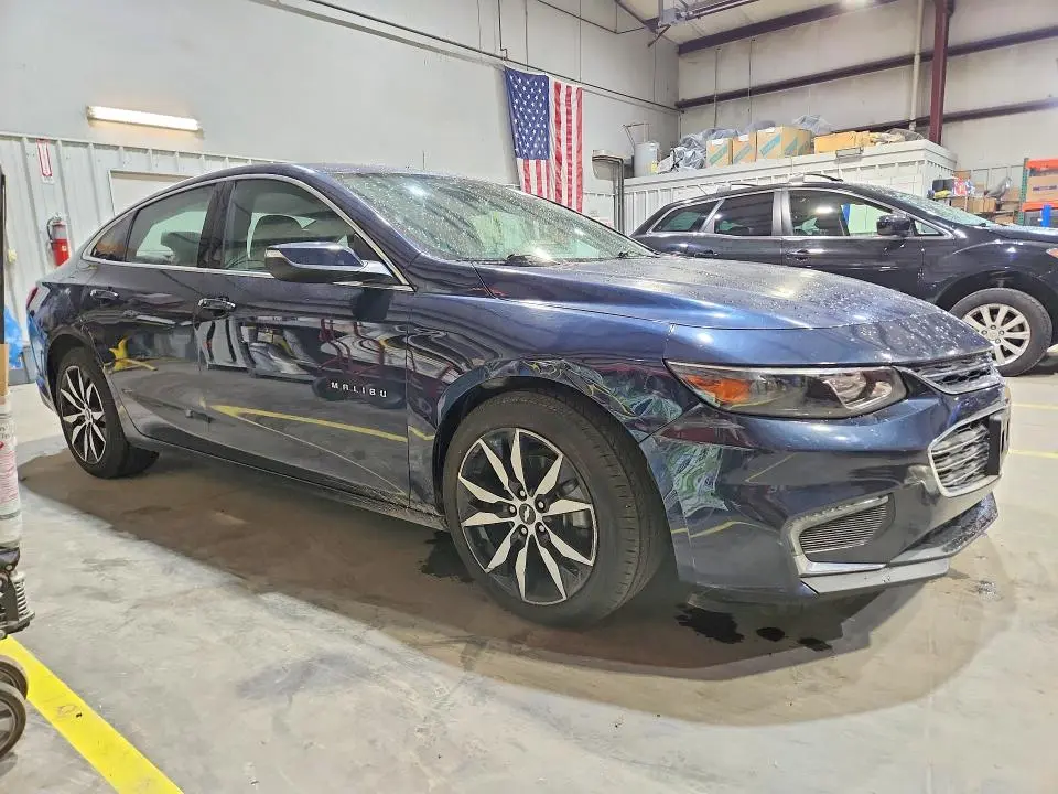 2017 CHEVROLET MALIBU LT  