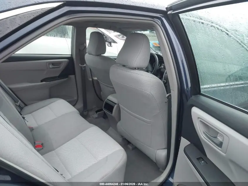 2017 TOYOTA CAMRY LE