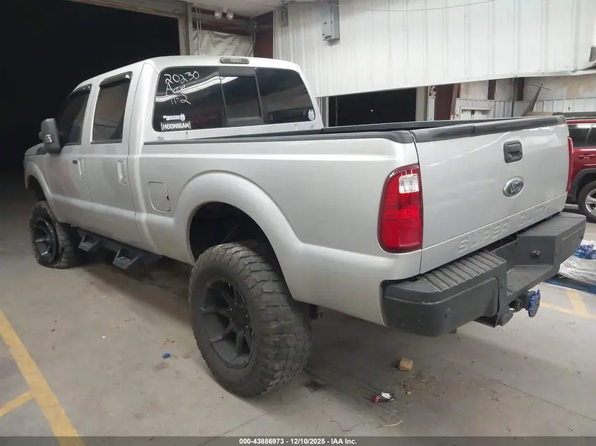 2011 FORD F-250 LARIAT