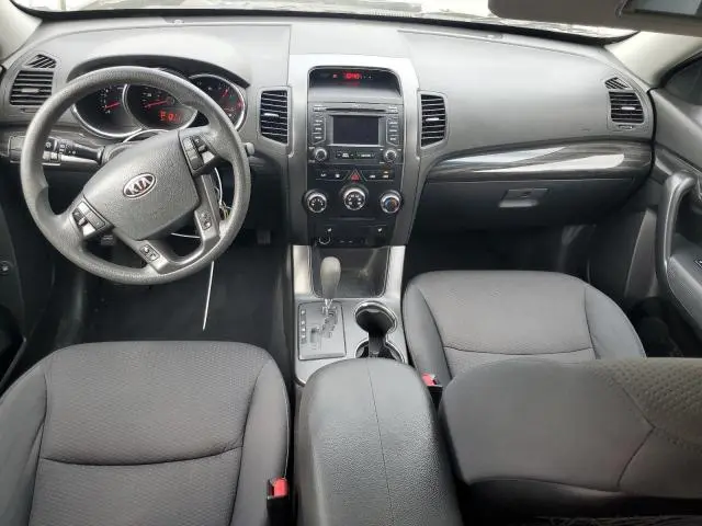 2013 KIA SORENTO LX