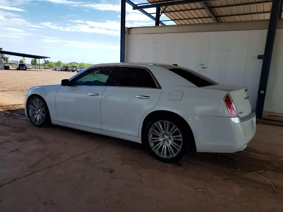 2011 CHRYSLER 300C   
