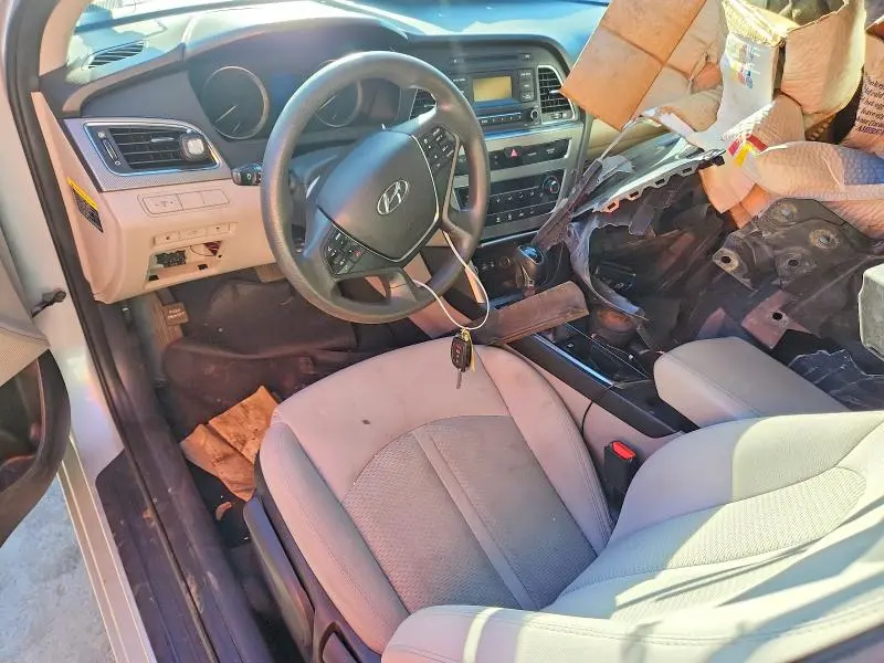 2017 HYUNDAI SONATA SE  