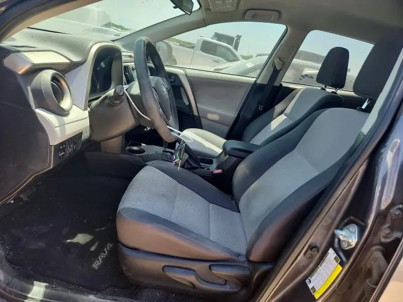 2013 TOYOTA RAV4 LE  