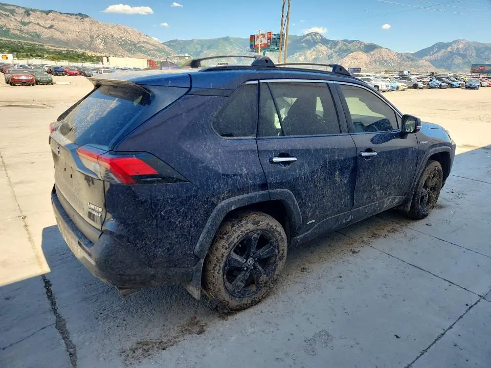 2021 TOYOTA RAV4   