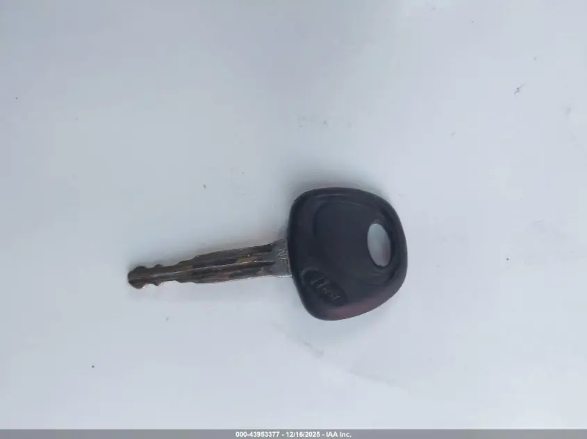 2011 HYUNDAI SANTA FE GLS