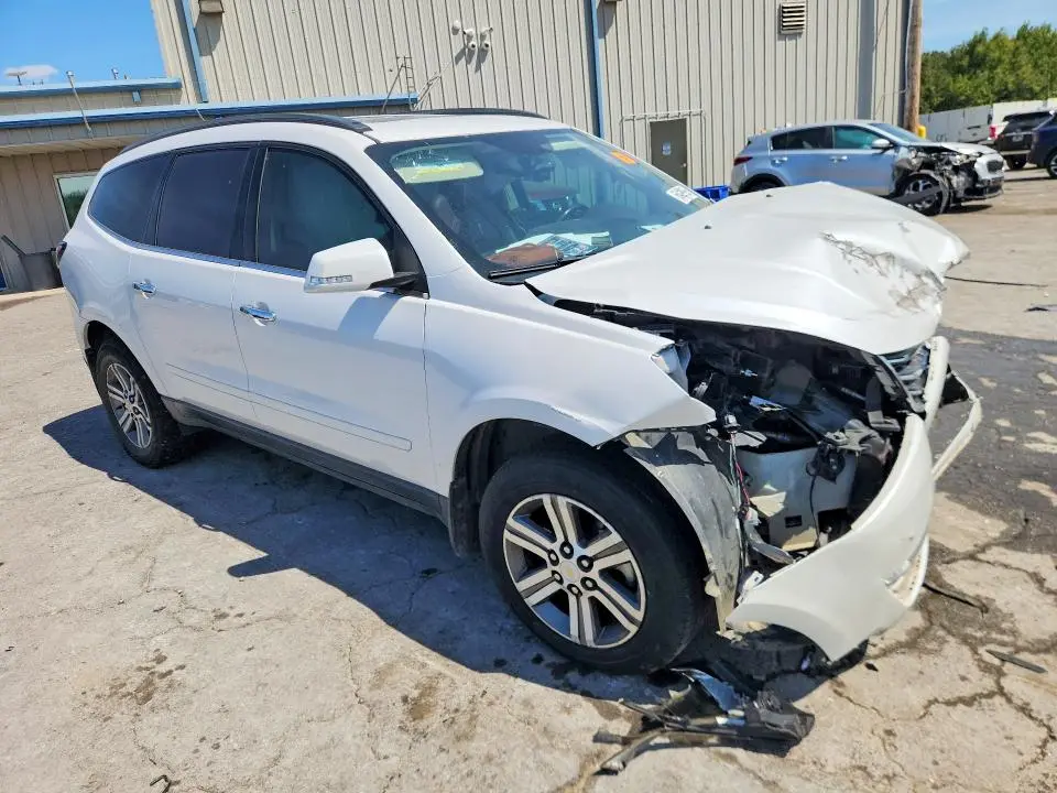 2016 CHEVROLET TRAVERSE LT  