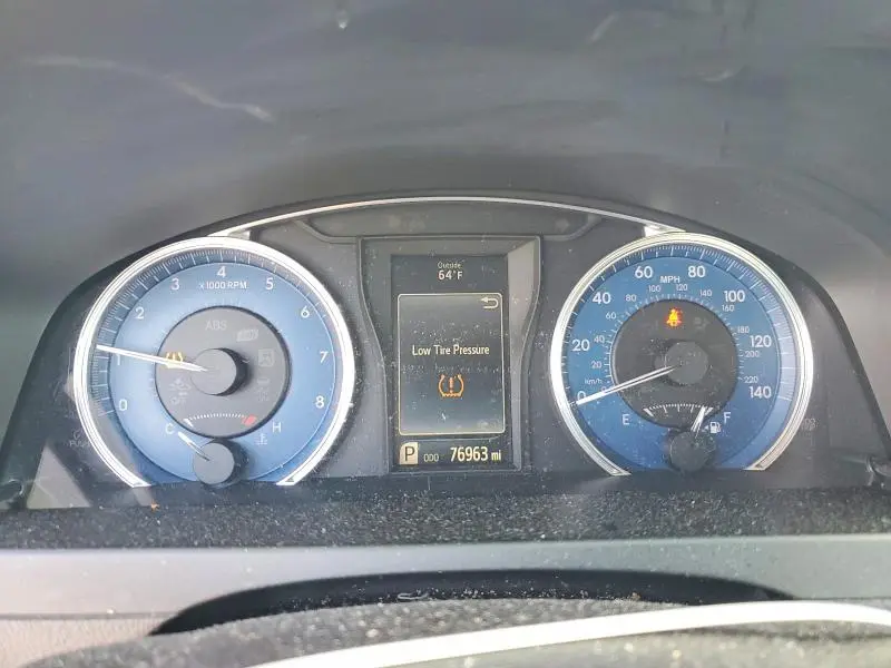 2017 TOYOTA CAMRY LE  