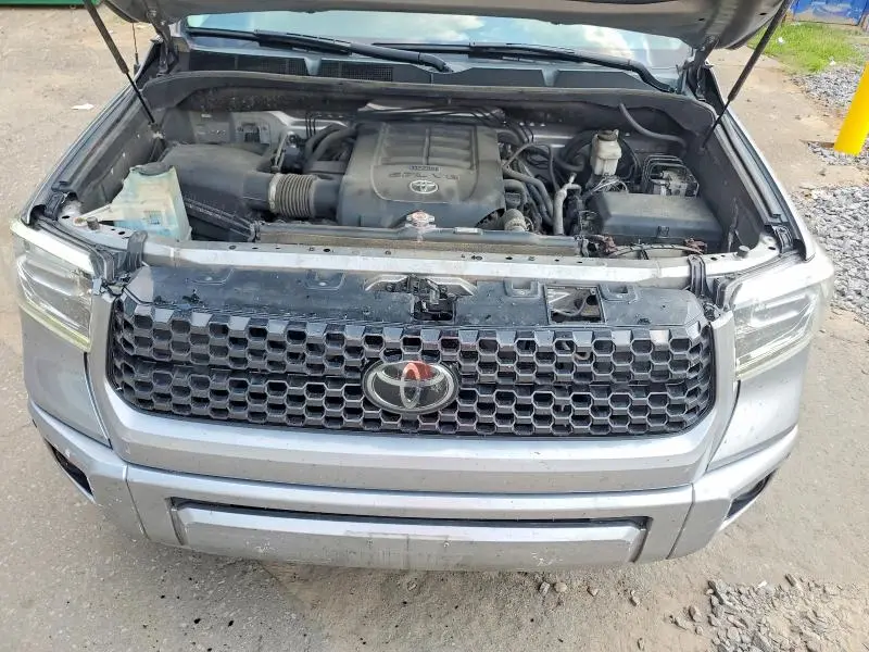2018 TOYOTA TUNDRA PLATINUM  