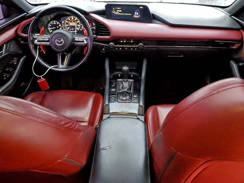 2022 MAZDA 3 PREMIUM  