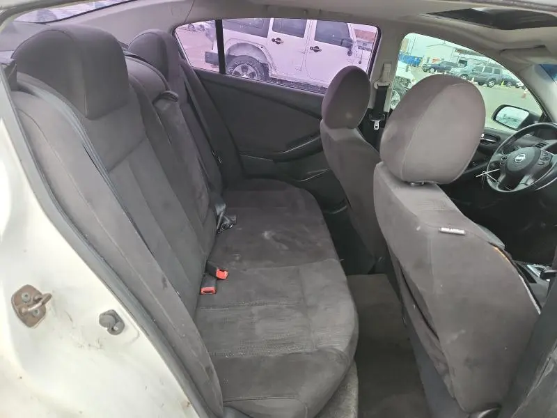 2010 NISSAN ALTIMA BASE  