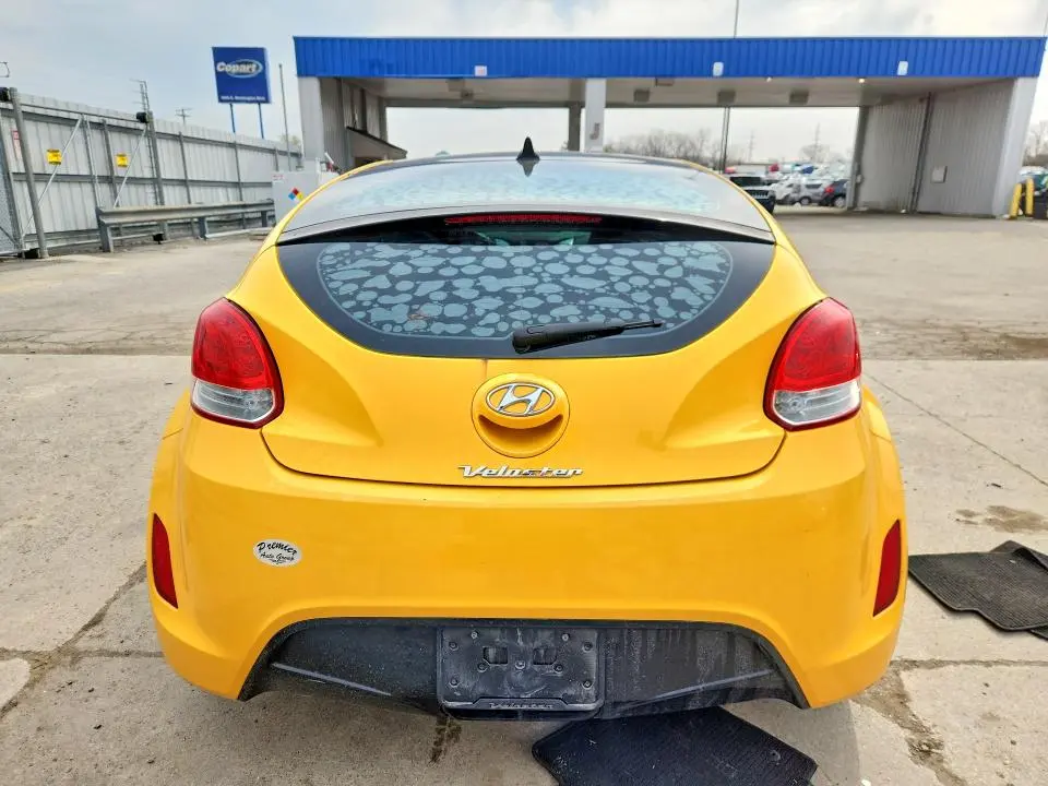 2013 HYUNDAI VELOSTER BASE  