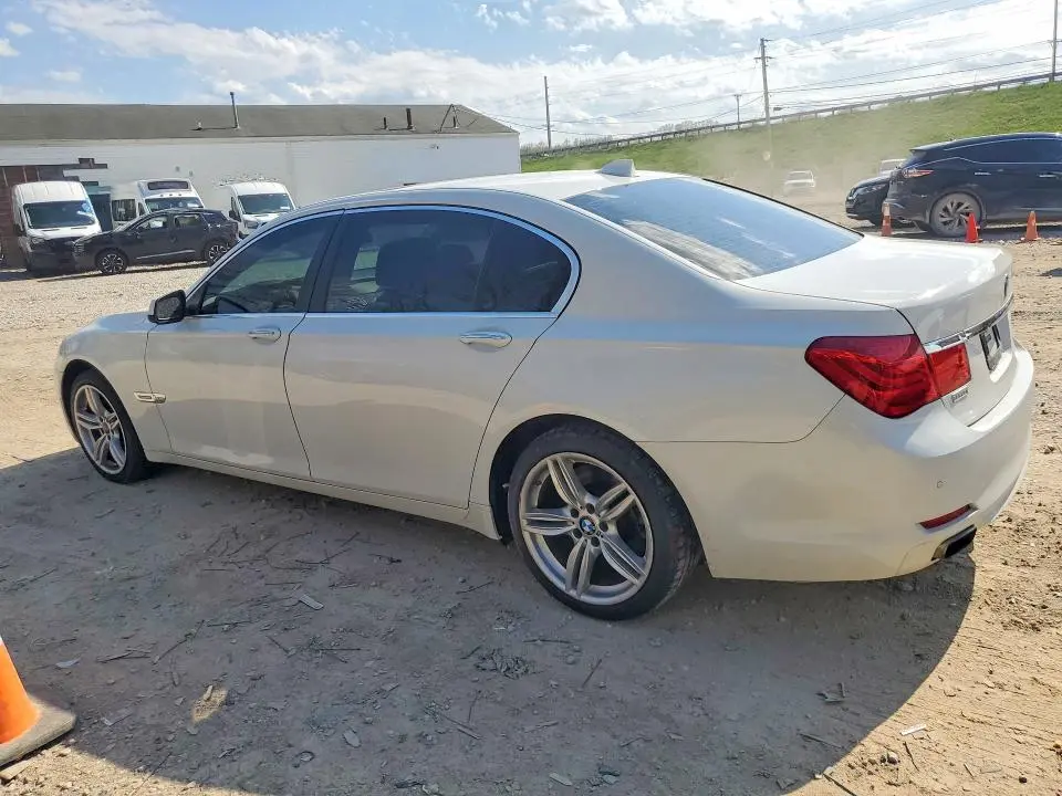 2012 BMW 750 LXI  