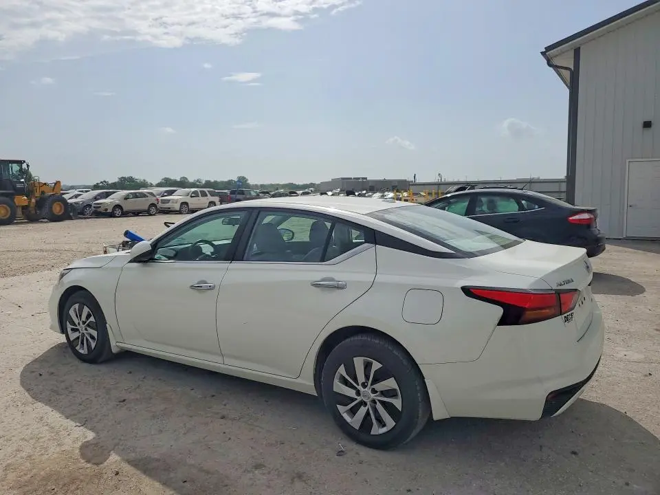 2020 NISSAN ALTIMA S  
