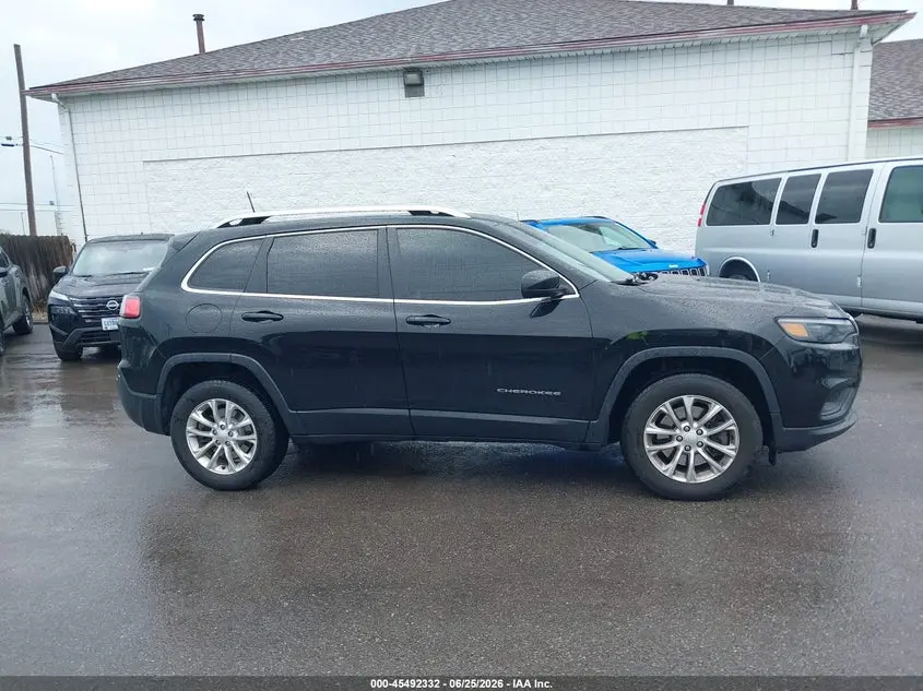 2019 JEEP CHEROKEE LATITUDE 4X4
