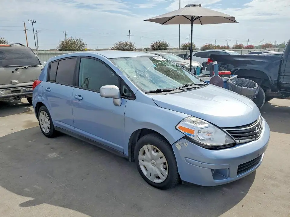 2010 NISSAN VERSA 1.8 S  