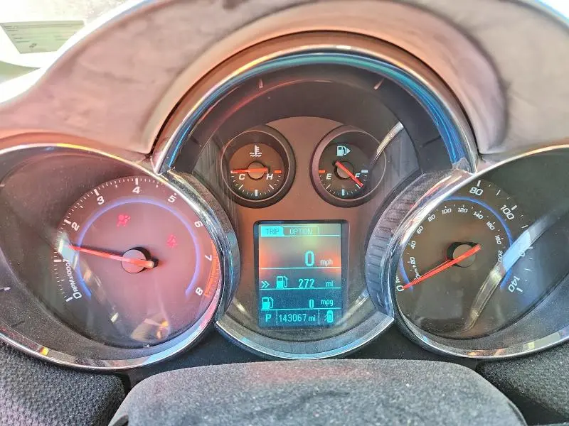 2013 CHEVROLET CRUZE LT  