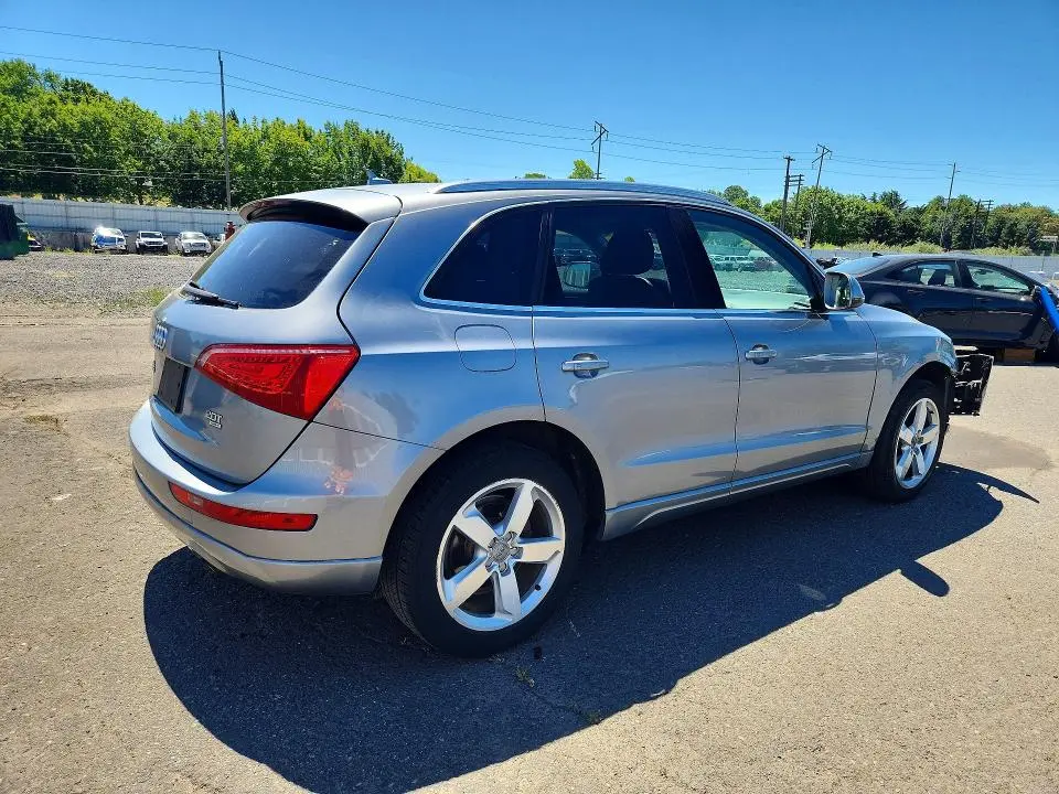2011 AUDI Q5 PREMIUM PLUS  