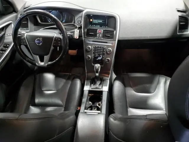 2016 VOLVO XC60 T5 PREMIER  