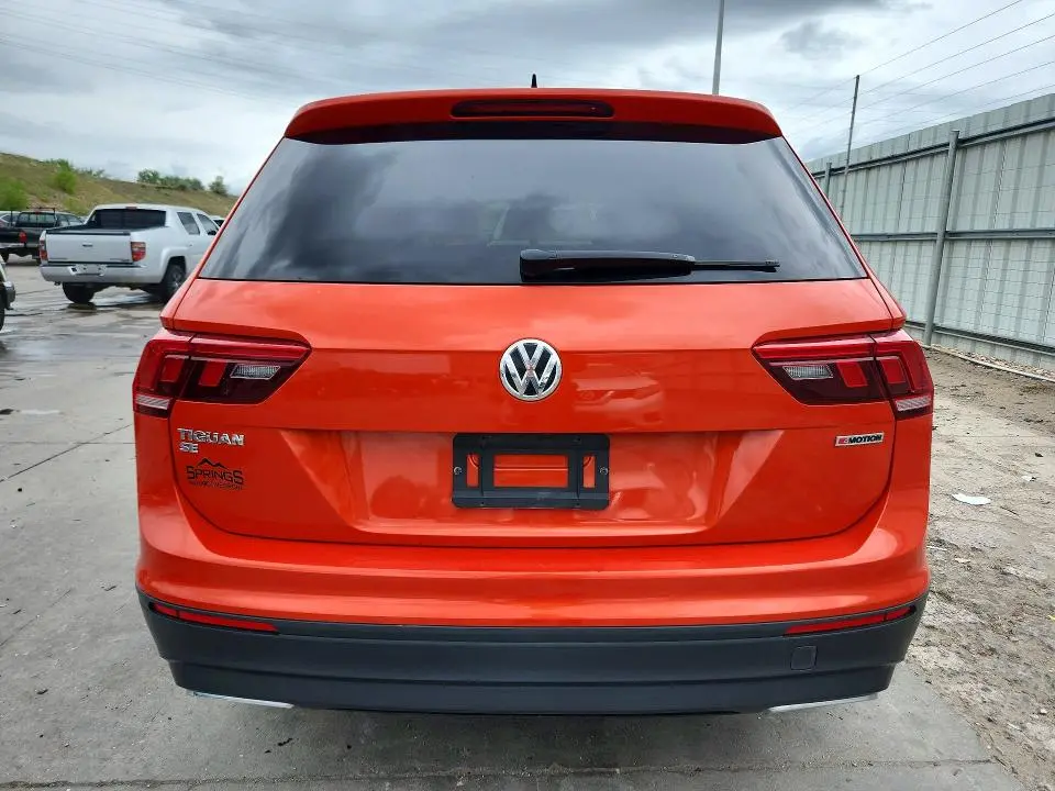 2019 VOLKSWAGEN TIGUAN SE  