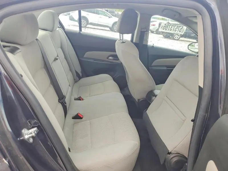 2015 CHEVROLET CRUZE LT  