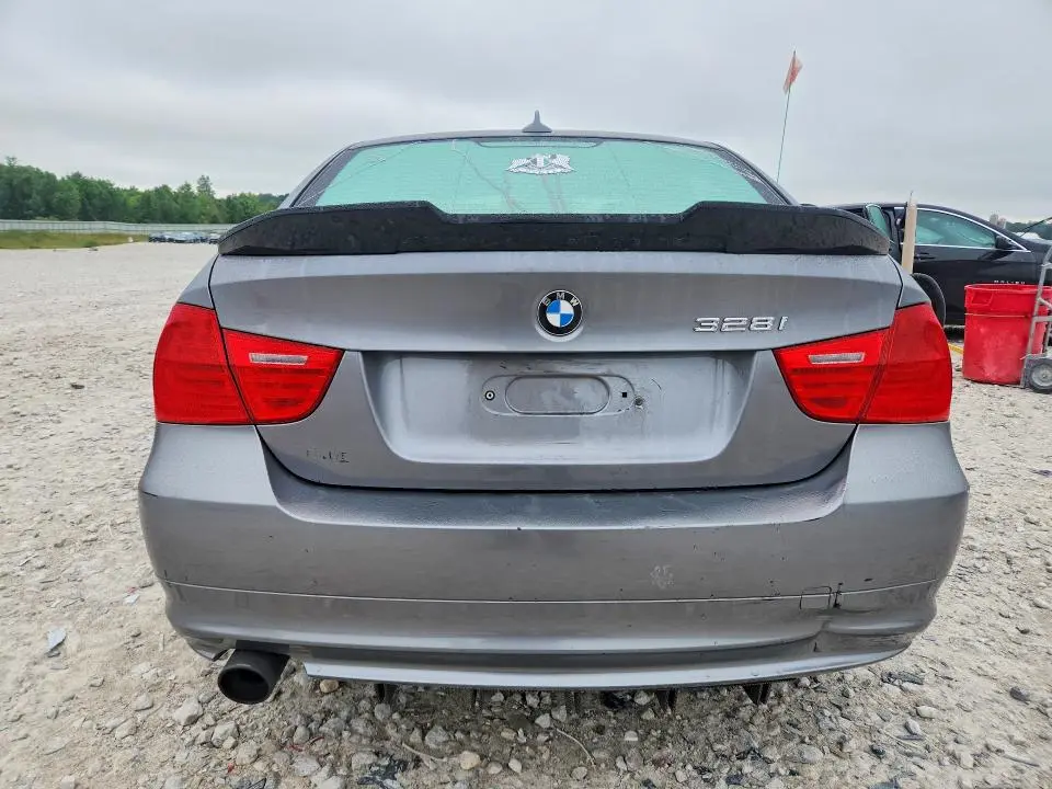 2011 BMW 328 XI  