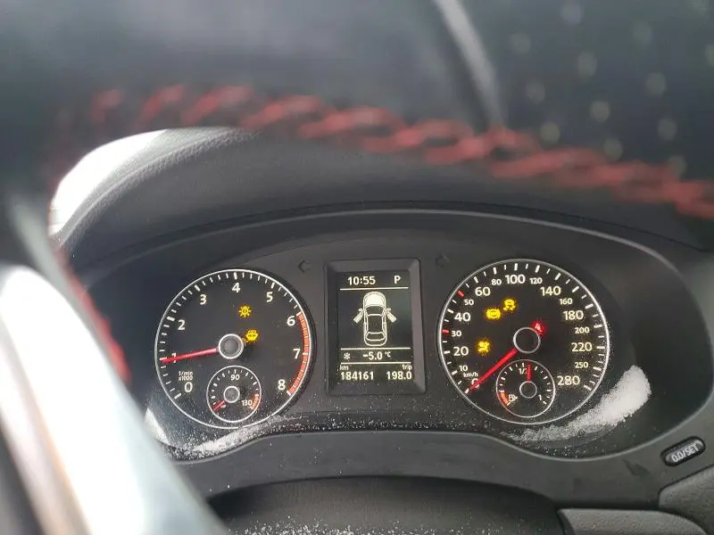 2012 VOLKSWAGEN JETTA GLI  