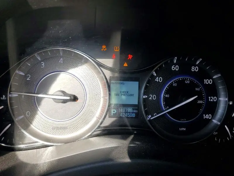 2016 INFINITI QX80 BASE  