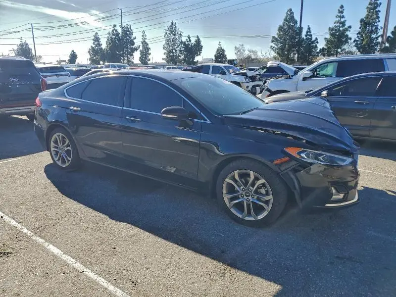 2020 FORD FUSION TITANIUM  