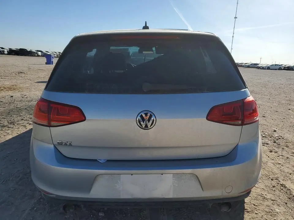 2015 VOLKSWAGEN GTI   