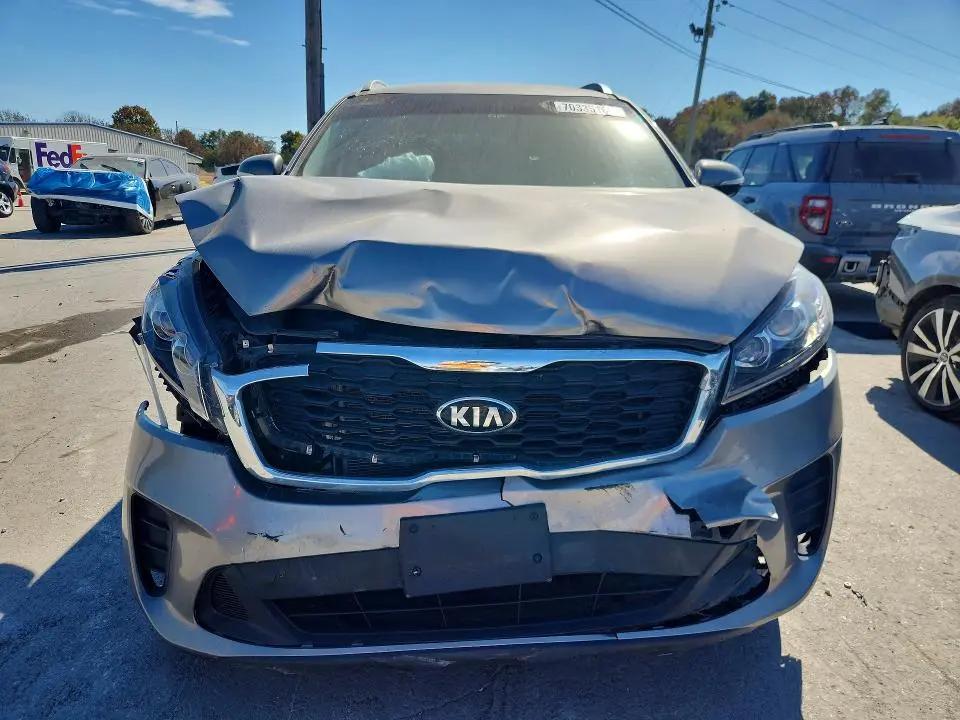 2019 KIA SORENTO LX  