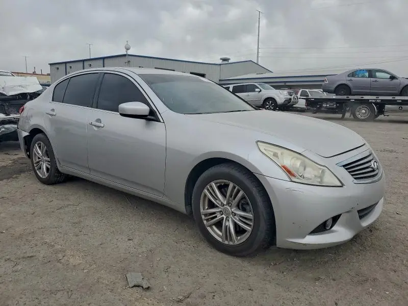 2013 INFINITI G37   