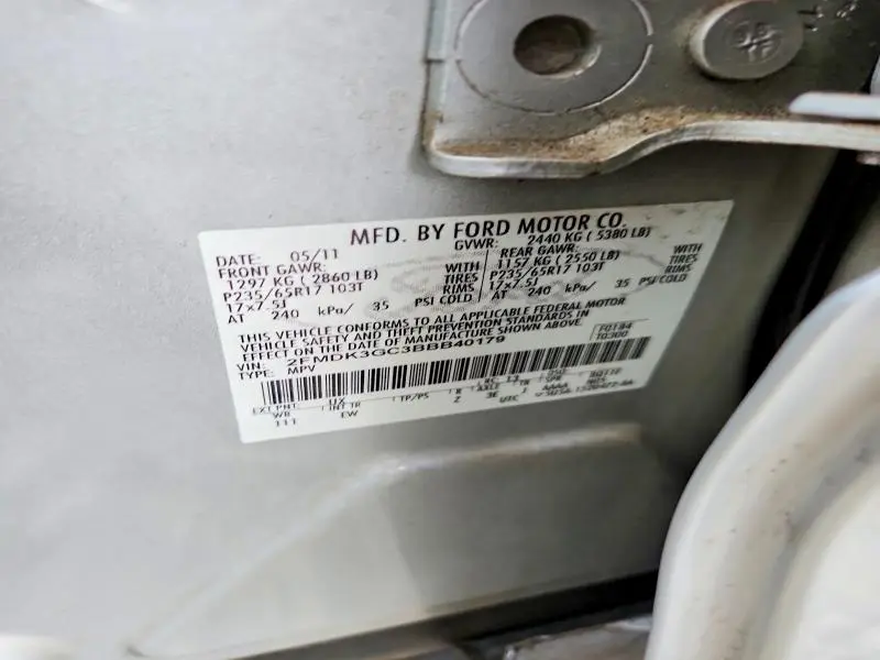 2011 FORD EDGE SE  