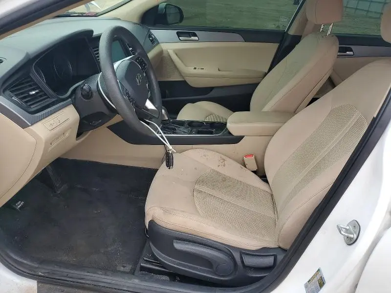 2018 HYUNDAI SONATA SE  
